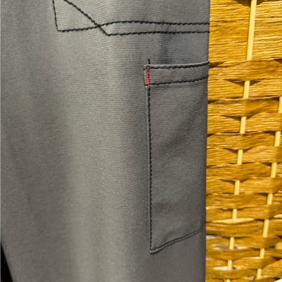 Carhartt Scrub Suit, Size S,XS - Picture 10 of 13